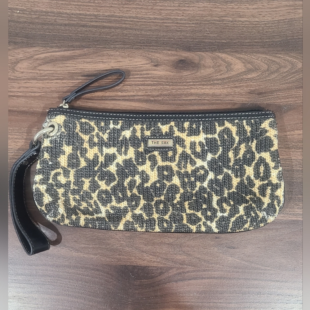 🐆'The Sak' Leopard print Wristlet🐆